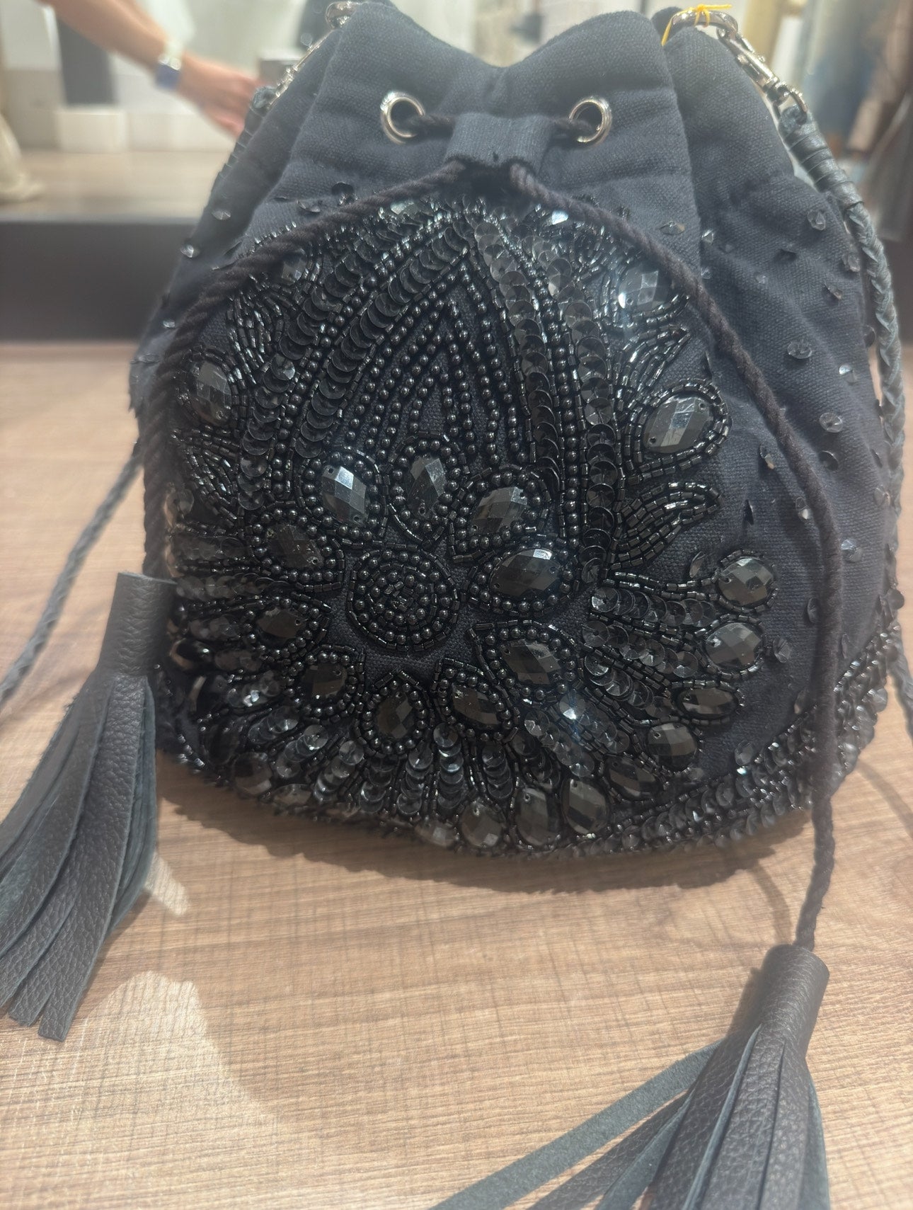 Bolso Pouch negro