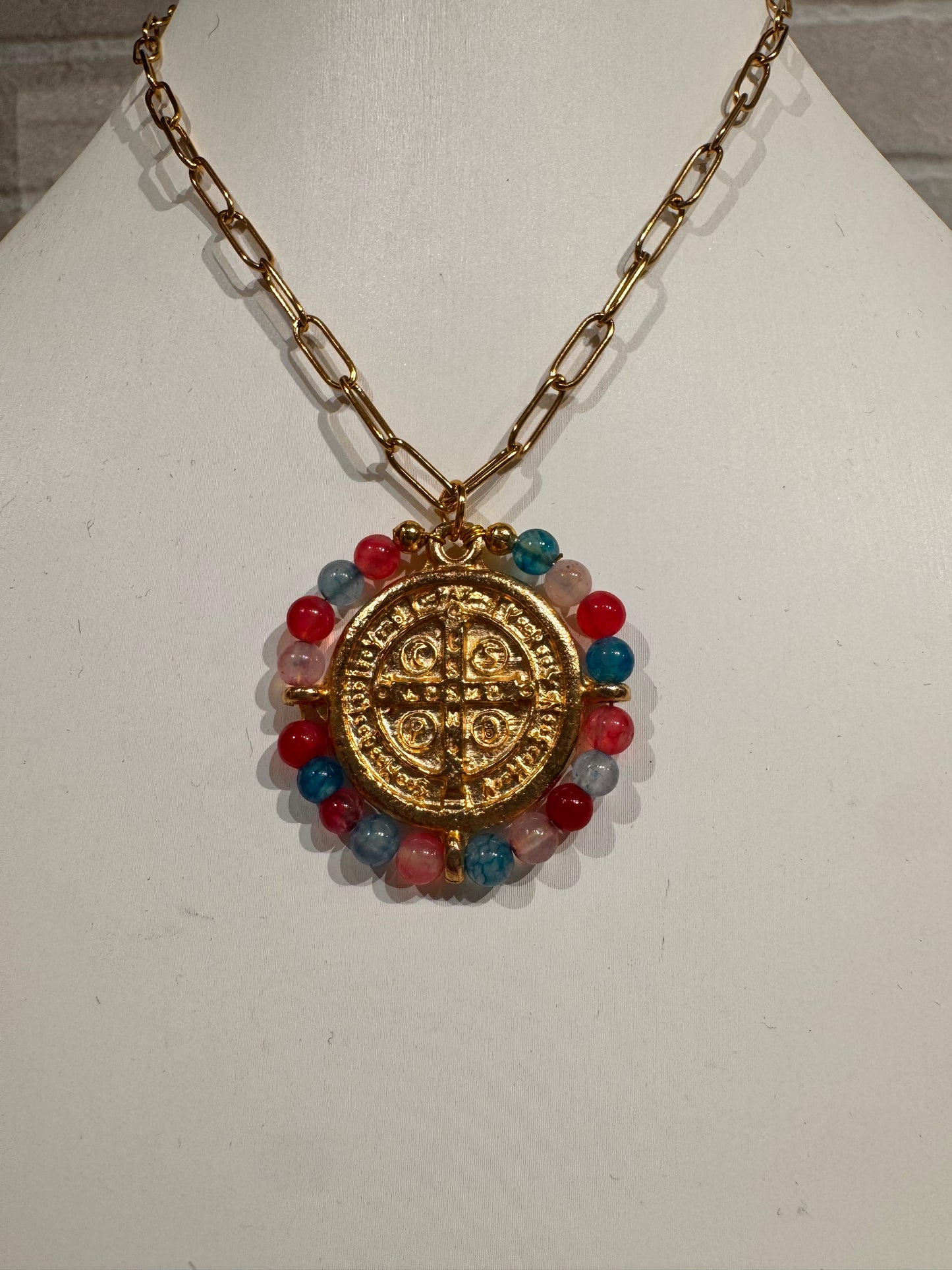 Medalla multicolor