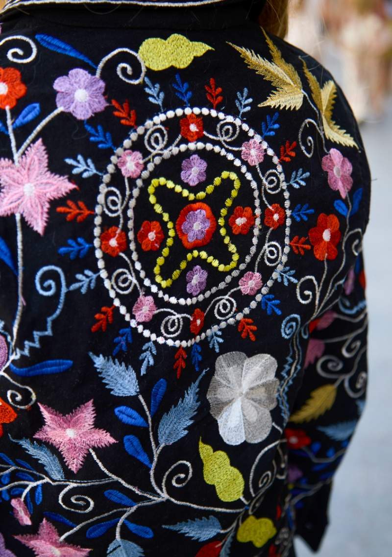 Chaqueta Multicolor bordada