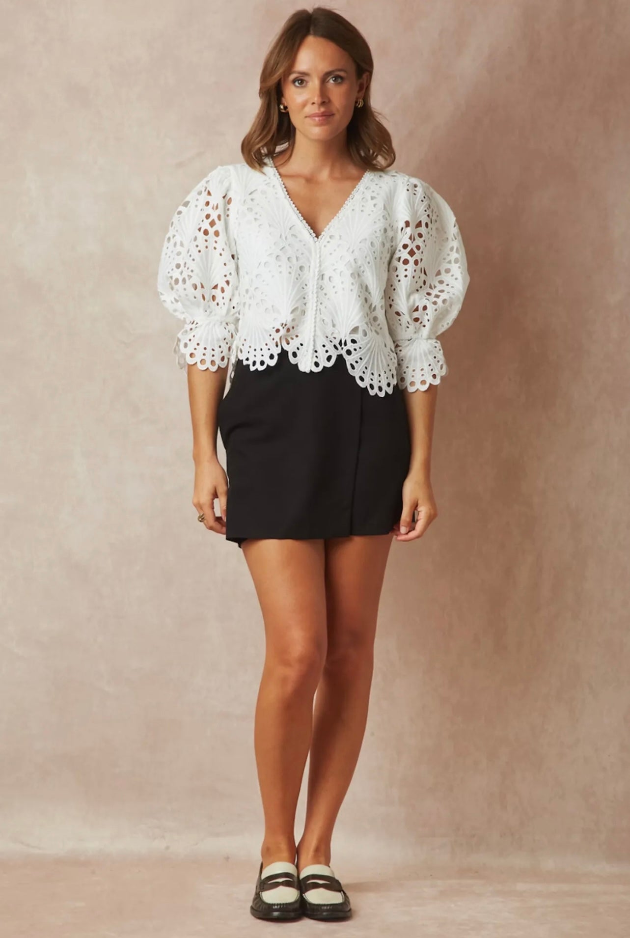 Camisa blanca Bordada Francesa