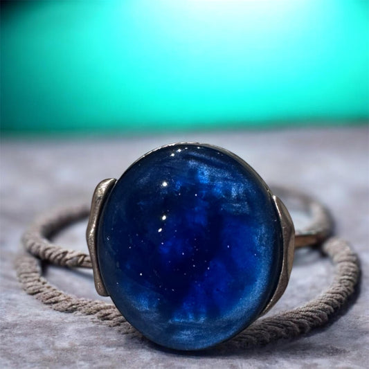 Anillo ovalado azul